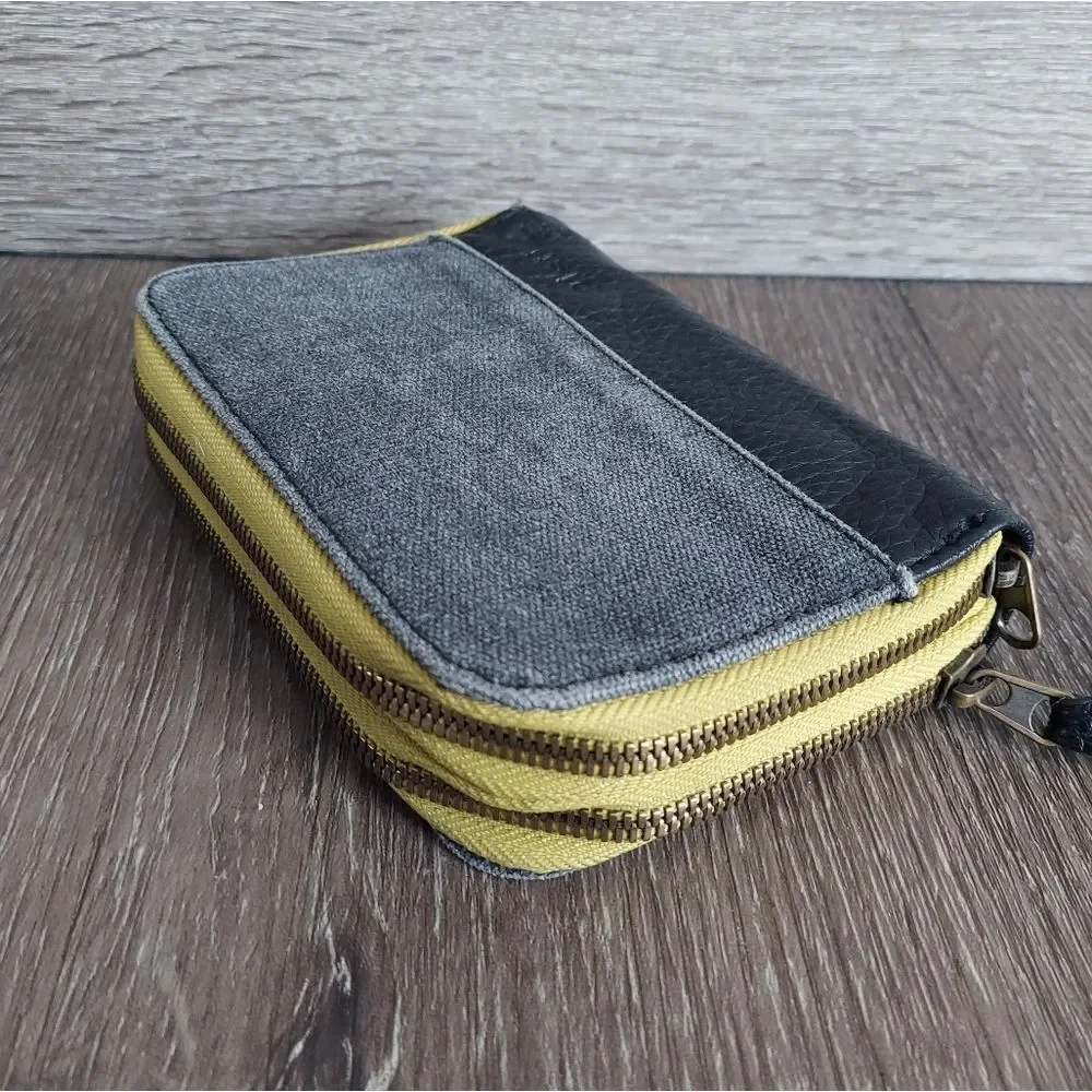 Pistil Zip It Wallet